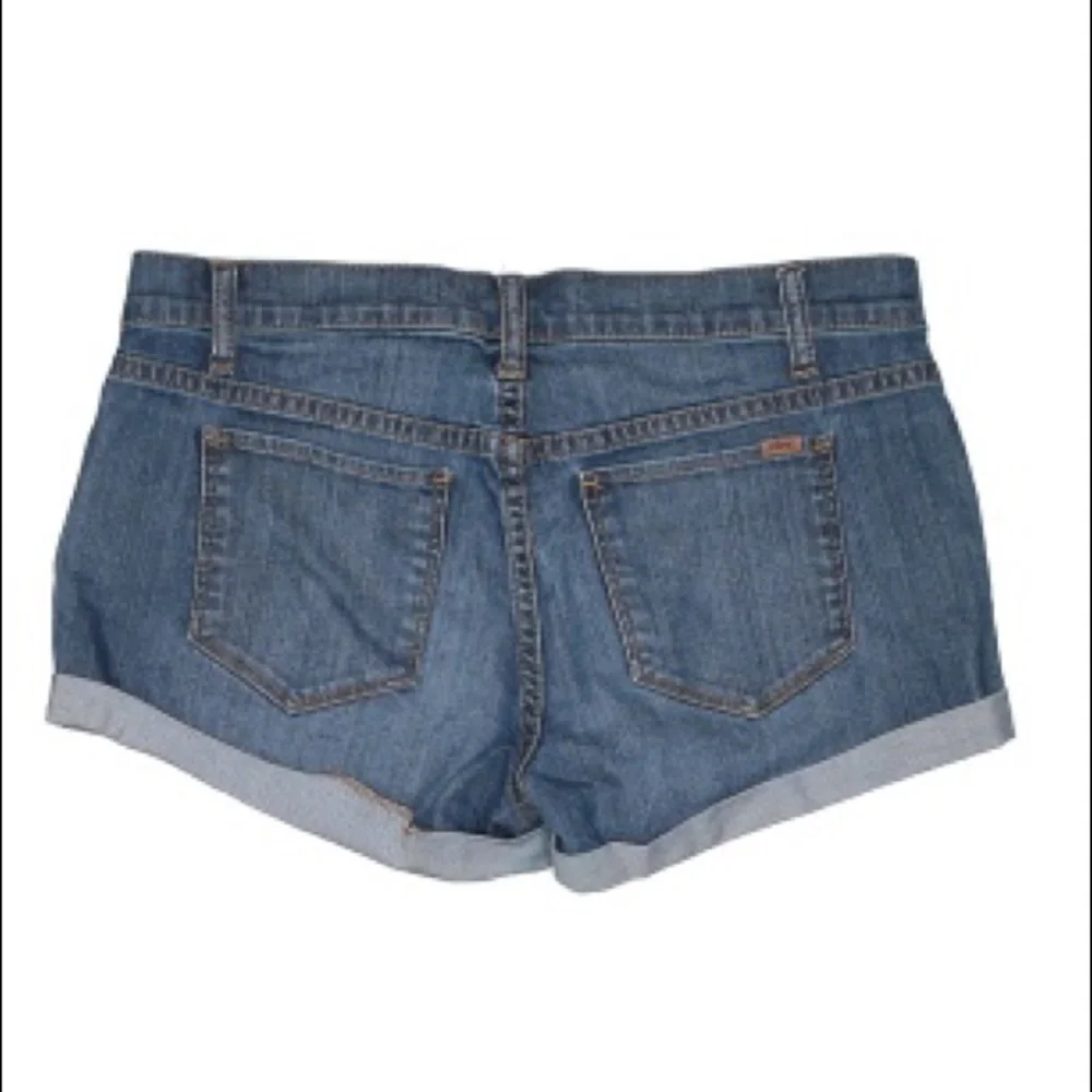 ELSE Cuffed Jean Shorts